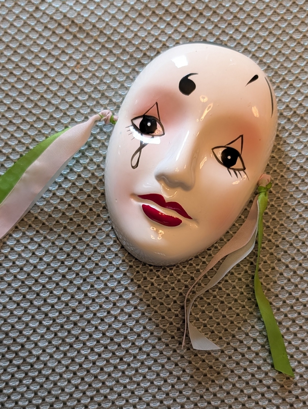 Wall Decor Ceramic Handmade Harlequin Mask 1980s 4.5" Height White Green Ribbon